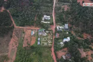 Video: Vụ sạt lở ở Sóc Sơn 'lộ' ra nhiều công trình mọc trên đất rừng