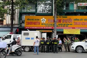 Video: Khám xét trụ sở Công ty Thành Bưởi ở TP.HCM