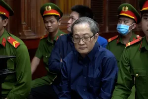 Video: 'Chạy án như bị ung thư ác tính, nghe ai giới thiệu cũng gặp nhưng... cuối cùng bị lừa'