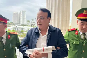 Video: Hình ảnh chủ tịch Tân Hoàng Minh và các bị cáo tại tòa