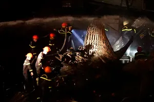 Video: Phòng PC07 thông tin về vụ cháy dãy nhà ven kênh Đôi, quận 8