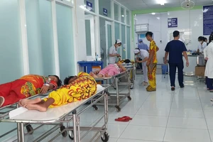 Bình Dương: Hàng chục người nhập viện nghi ngộ độc thực phẩm