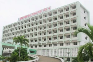 Thi thể bệnh nhân đang phân hủy ở gầm cầu thang bệnh viện