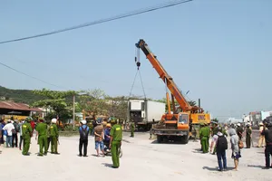 Sẽ xử lý tài xế đỗ xe làm tê liệt trạm cân 36 tiếng 