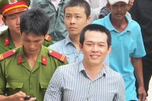 Xử lại vụ công an xã vô cớ bắt, đánh chết học sinh