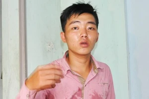 Tạm đình chỉ trưởng công an xã vô cớ bắt, đánh người 