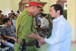 Vụ cựu công an bị giam không có lệnh: VKSND Tối cao trả lời