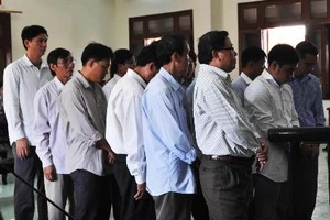 Nhiều cựu quan chức huyện đồng loạt kêu oan