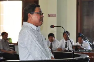 Nguyên chủ tịch huyện Đông Hòa bị đề nghị 12-13 năm tù