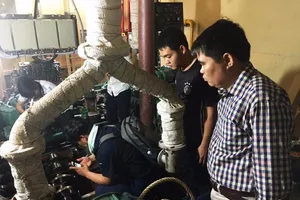 Công ty đóng tàu vỏ thép và ngư dân lại bất đồng