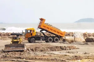 Ngừng hoạt động toàn bộ dự án lấp lấn vịnh Nha Trang