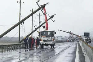 Huy động tổng lực khôi phục hệ thống điện