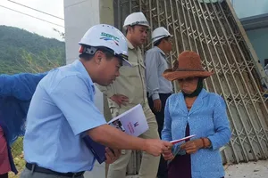 Trợ giúp khẩn cấp người dân vùng tâm bão