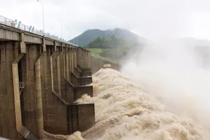 Thủy điện ở Phú Yên tăng lưu lượng xả lũ