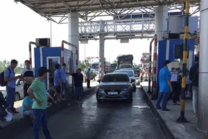 Miễn phí ô tô 17 xã, phường, BOT Ninh Lộc 'hạ nhiệt'
