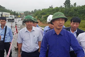 'Cấm cửa' 6 nhà thầu vì quốc lộ 1 qua Phú Yên hư hỏng 