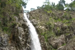 3 người tử vong khi leo lên thác nước ở Khánh Hòa