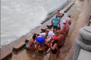 2 du khách Nga chết đuối ở biển Nha Trang