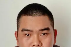 Dọa tung clip nóng để cưỡng dâm cô họ