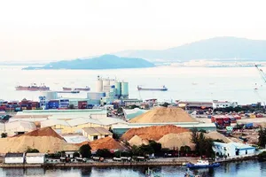 Nhà nước chính thức nắm sở hữu cảng Quy Nhơn trở lại 