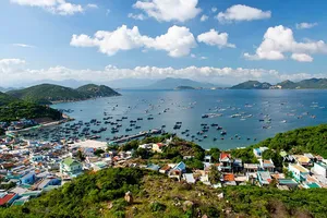 2 lãnh đạo đồn biên phòng cho thuê đất quốc phòng bị cách chức