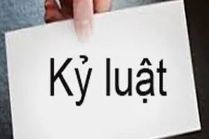 Phó chủ tịch huyện khai gian bằng cấp bị cảnh cáo