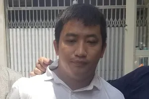 Giả vờ mua mô tô rồi lừa lấy xe tẩu thoát