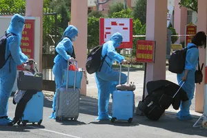 Phú Yên cách ly 3 ca mắc COVID-19 mới về từ Nga