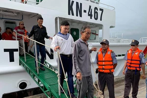 Lời kể của thuyền trưởng đi cứu ngư dân bị chìm tàu