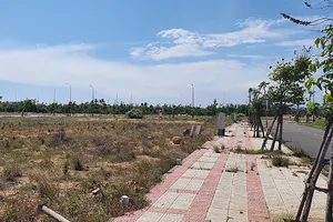Phú Yên: Khởi tố vụ 'đại hạ giá' bán 262 lô đất 