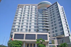 17 lần đại hạ giá vẫn không có người mua khách sạn 5 sao