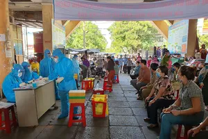 Phát hiện 2 ca COVID-19 là tiểu thương chợ lớn nhất Phú Yên