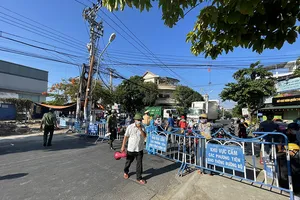 Khánh Hòa thiết lập 3 bệnh viện dã chiến điều trị COVID-19