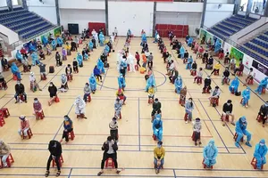 20 chuyến xe đưa gần 400 người Phú Yên từ TP.HCM về quê