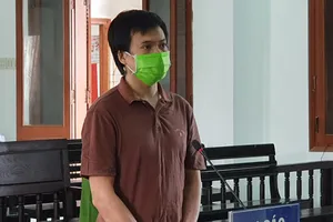 Lãnh 9 năm tù vì chở 11 người Trung Quốc nhập cảnh trái phép 