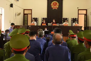 Nhóm người Trung Quốc thuê nhà xưởng để sản xuất ma túy