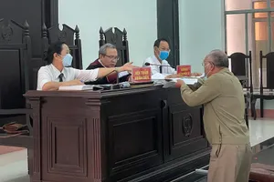 Văn phòng Ủy ban tỉnh bất nhất lý do từ chối cung cấp thông tin