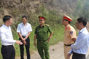 Phụ xe kể lại lúc ô tô chở dưa mất thắng rồi đâm vào vách núi ở Phú Yên