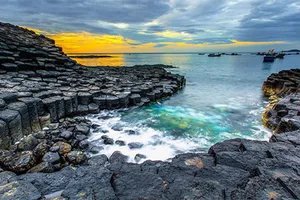 Quy hoạch thắng cảnh Gành Đá Đĩa thành điểm du lịch quốc gia