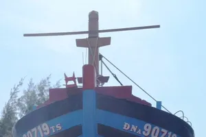 Đà Nẵng hạ thủy chiếc 'tàu 67' đầu tiên