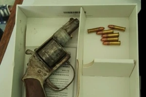 Thưởng nóng chuyên án bắt trùm ma túy trong khu chung cư