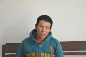 Bắt kẻ đột nhập nhà đại gia trộm trầm và kiếm Nhật