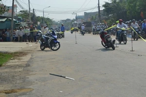 Vụ nổ súng kinh hoàng ở Quảng Nam: Một nghi can ra đầu thú