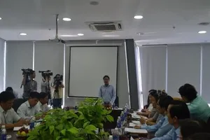 Hướng dẫn viên Trung Quốc 'lộng hành': Khó xử lý vì người Việt tiếp tay