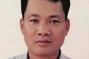 Cán bộ xã giả chữ ký, 'ăn chặn' tiền thờ cúng liệt sĩ