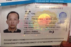 Lại phát hiện khách Trung Quốc chôm đồ trên máy bay