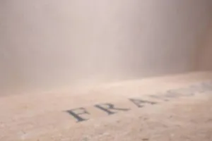 Vatican công bố hình ảnh ngôi mộ đơn giản của Giáo hoàng Francis