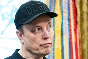 Tỉ phú Musk đến Nhà Trắng chia tay ông Trump với con mắt bầm