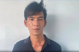 Bắt con nghiện đột nhập, bóp cổ chủ nhà, cướp tiền vàng để mua ma túy