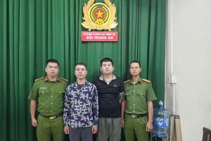 Công an TP.HCM bắt tạm giam nhóm cho vay lãi nặng, ép khách quay clip nhạy cảm để thế chấp